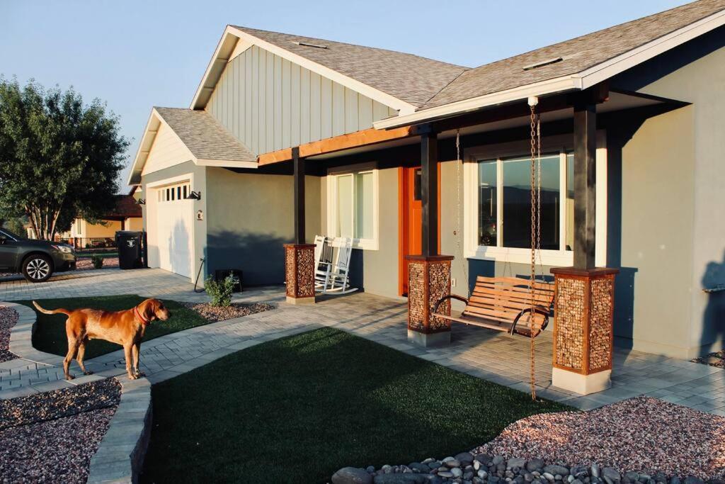 Modern 3 Bedroom Home Cottonwood Exterior photo